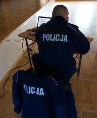 policjanci o dopalaczach w Ustroniu