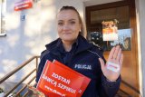 Policjanci i strażacy pomagają chorym na białaczkę i rejestrują się w bazie DKMS