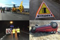 śmigłowiec LPR, policjanci na miejscu wypadku, znak ostrzegawczy o wypadku na drodze, samochód na dachu