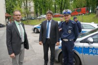 Przekazanie policyjnych hybryd dla policji w Cieszynie