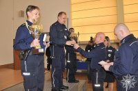 nagrodzeni policjanci podczas ceremonii wręczania nagród w finale konkursu dzielnicowy roku 2018