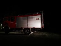 zdjęcia nocne pojazdów służb straży pożarnej oraz quadów