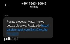 wiadomość sms z niemieckiego numeru. U góry numer telefonu z Niemiec , pod spodem znajduje się napis Niemcy.
Poniżej wiadomość: Poczta głosowa: Masz jedna nowa pocztę głosowa.