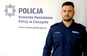 Zastępca Komendanta Komisariatu Policji w Skoczowie podkom. Łukasz Kwik