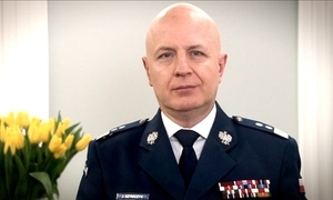 inspektor generalny Jarosław Szymczyk w mundurze