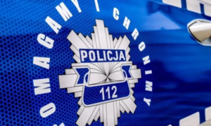 Logo policji-policyjna gwiazda i napis policja pomagamy i chronimy