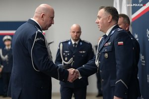 Komendant Wojewódzki Policji w Katowicach gratuluje awansu swoim zastępcom