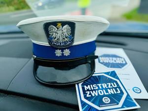 zdjęcia prezentujące naklejki z napisem Mistrzu, zwolnij