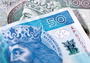 zdjęcie- gotówka 100 i 50 złotych