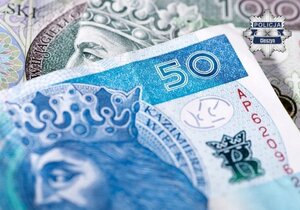 gotówka 50 i 100 złotych