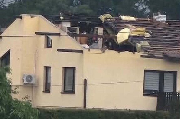 zdjęcie uszkodzonego domu